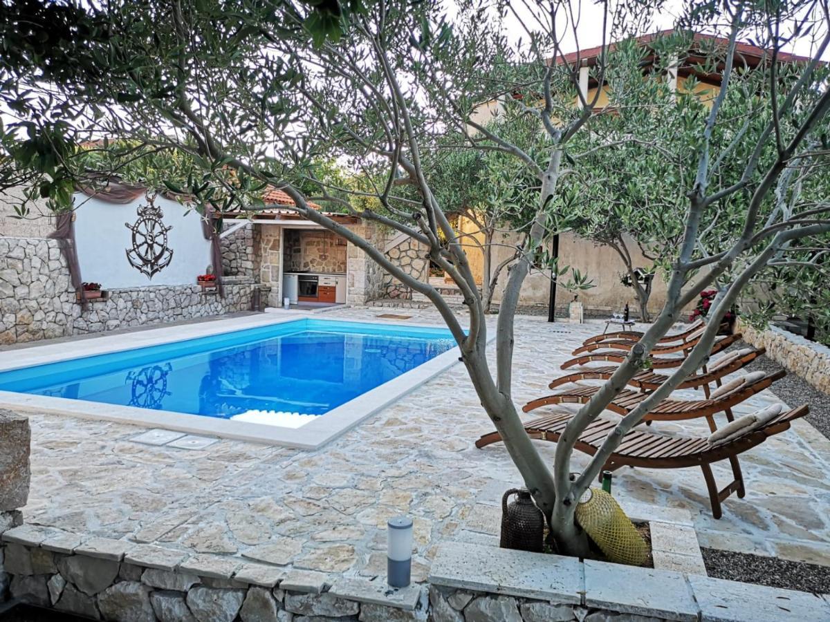 Apartman Magas With Private Pool Vinjerac Exterior foto